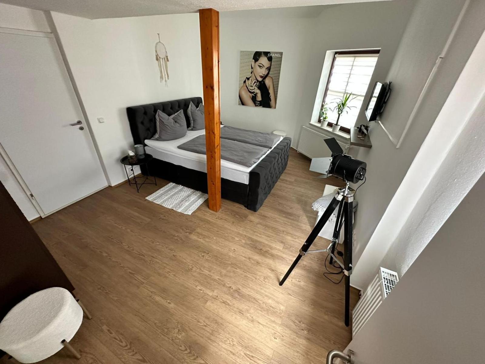Ferienwohnung Am Strom Росток Екстериор снимка