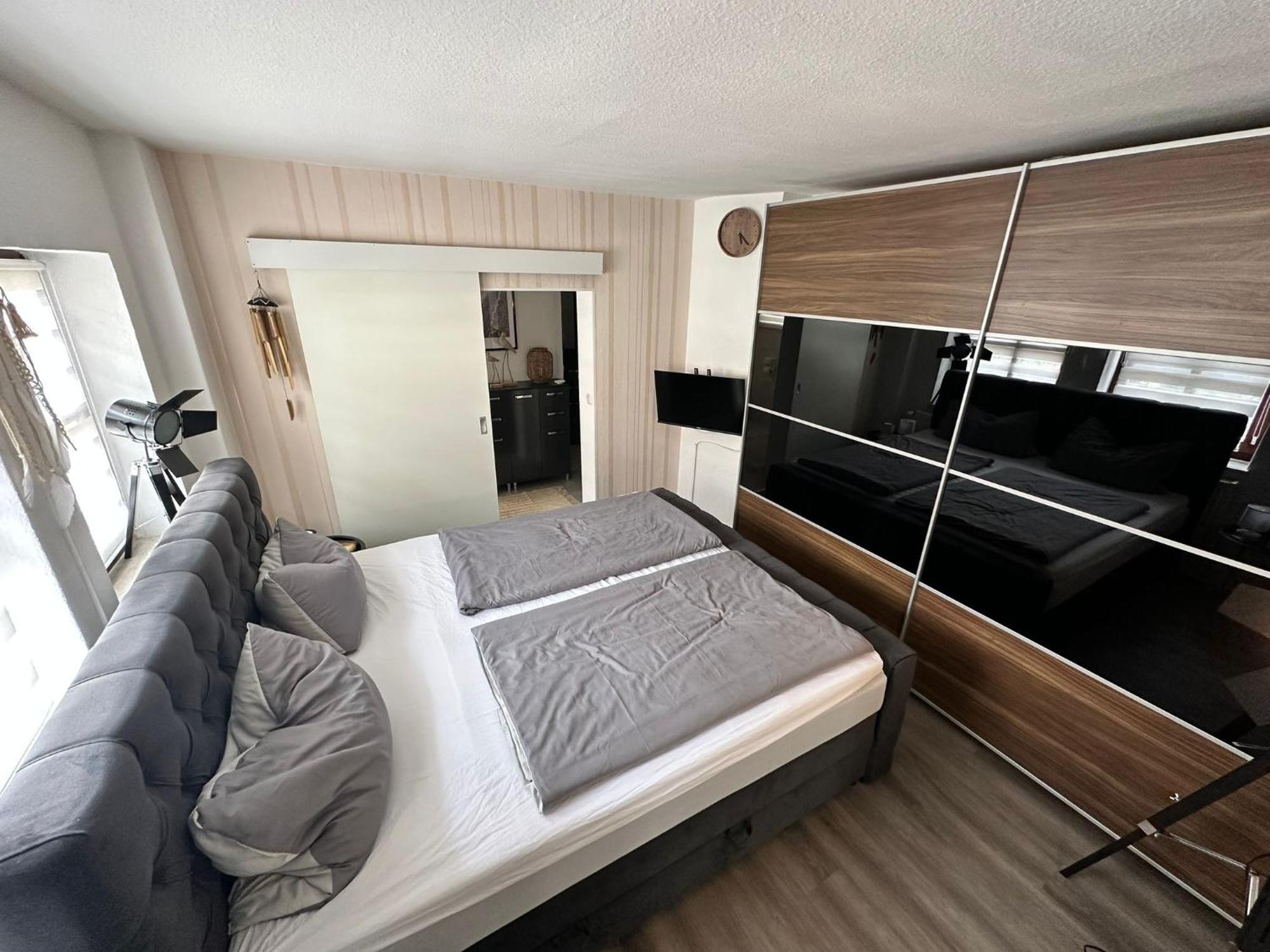Ferienwohnung Am Strom Росток Екстериор снимка