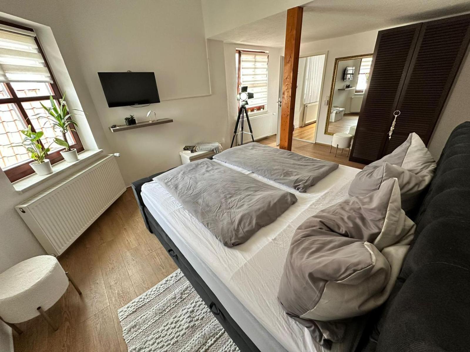 Ferienwohnung Am Strom Росток Екстериор снимка