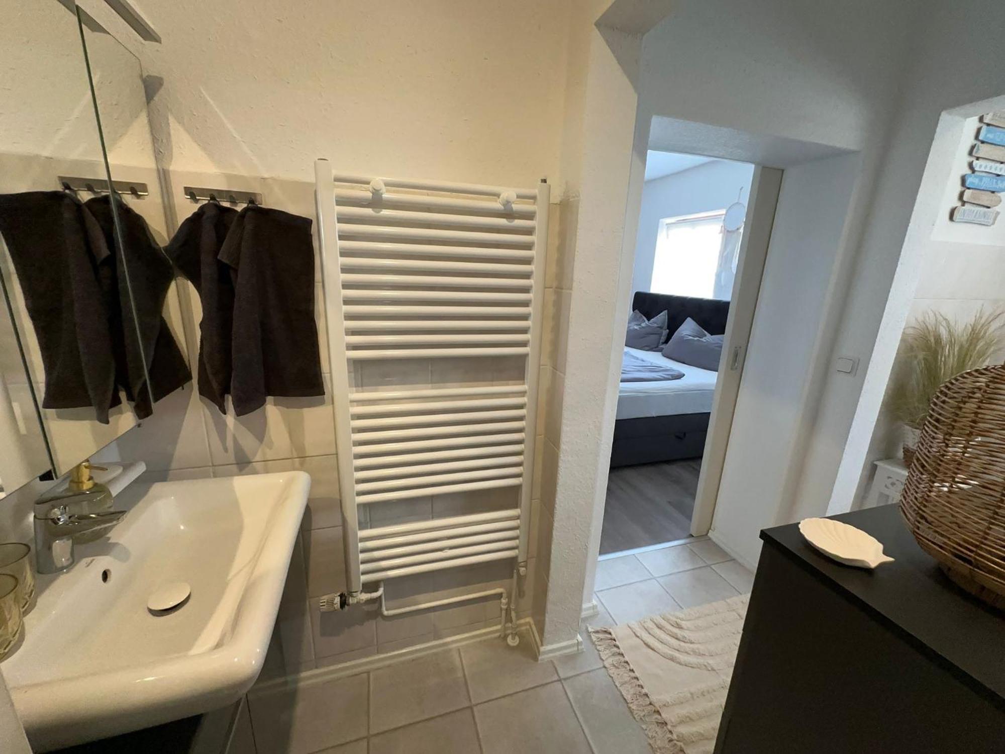 Ferienwohnung Am Strom Росток Екстериор снимка